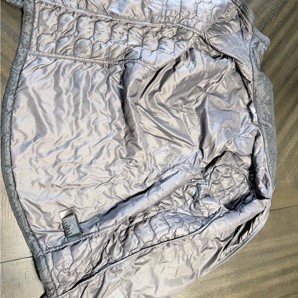 The North Face ThermoBall Jacket Black Boys XL Fits Women’s XS/S Lightweight - Picture 4 of 7